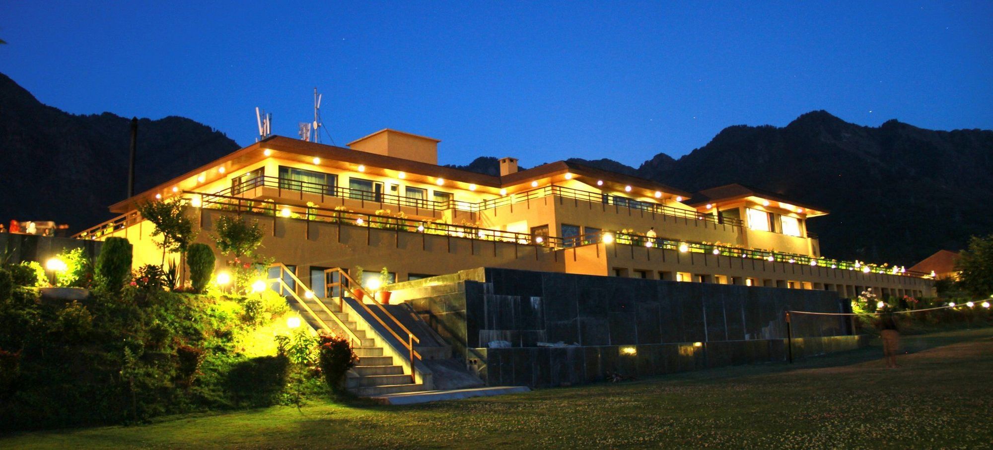 Hotel Taj Dal View Srinagar Exteriér fotografie