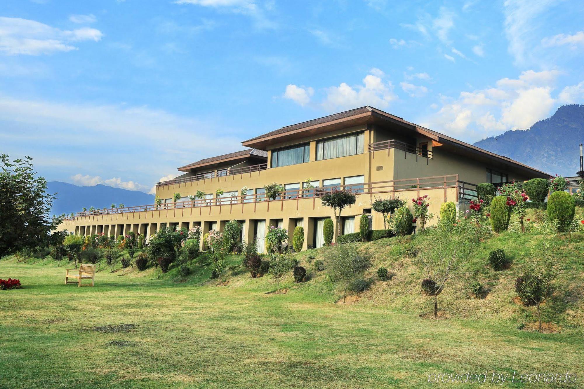 Hotel Taj Dal View Srinagar Exteriér fotografie