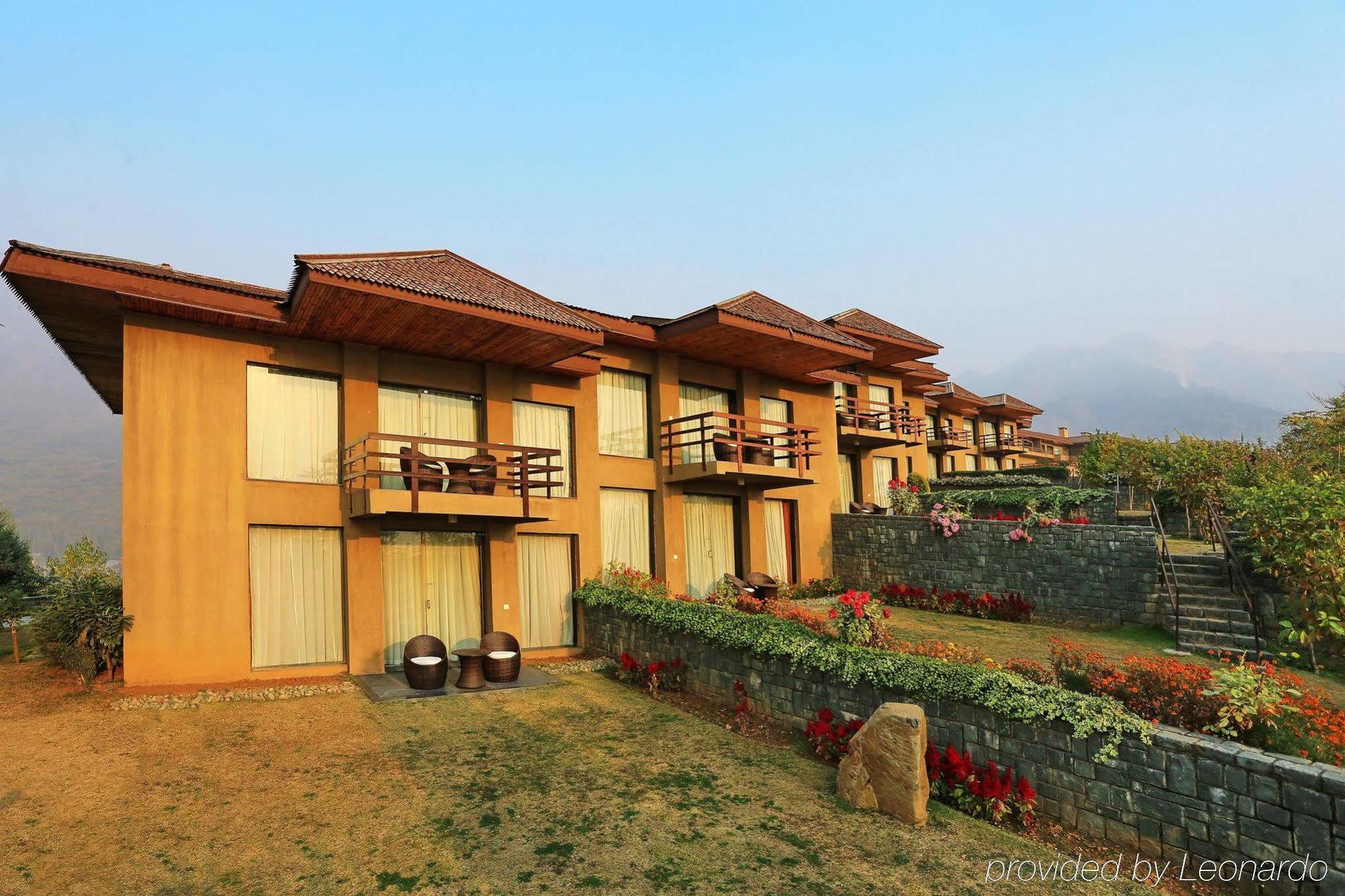 Hotel Taj Dal View Srinagar Exteriér fotografie