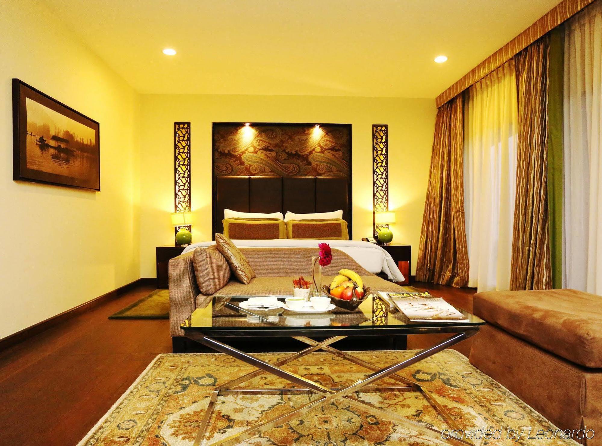 Hotel Taj Dal View Srinagar Exteriér fotografie
